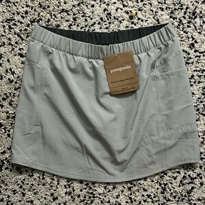 NWT Patagonia Happy Hike Skort Drifter Grey women size small